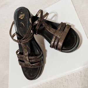 ABEO Bronze Snakeskin Sandals Sz WN7